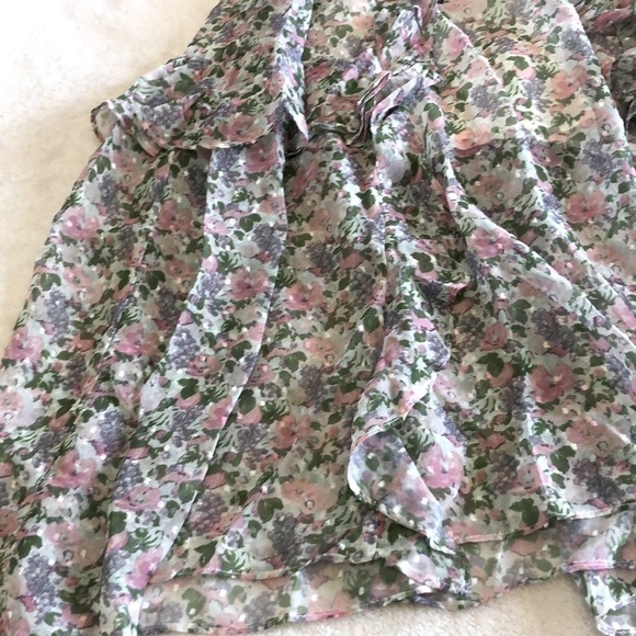 NWT Senlis Floral Fruit Elaine Ruffle V-Neck, M - Picture 7 of 16